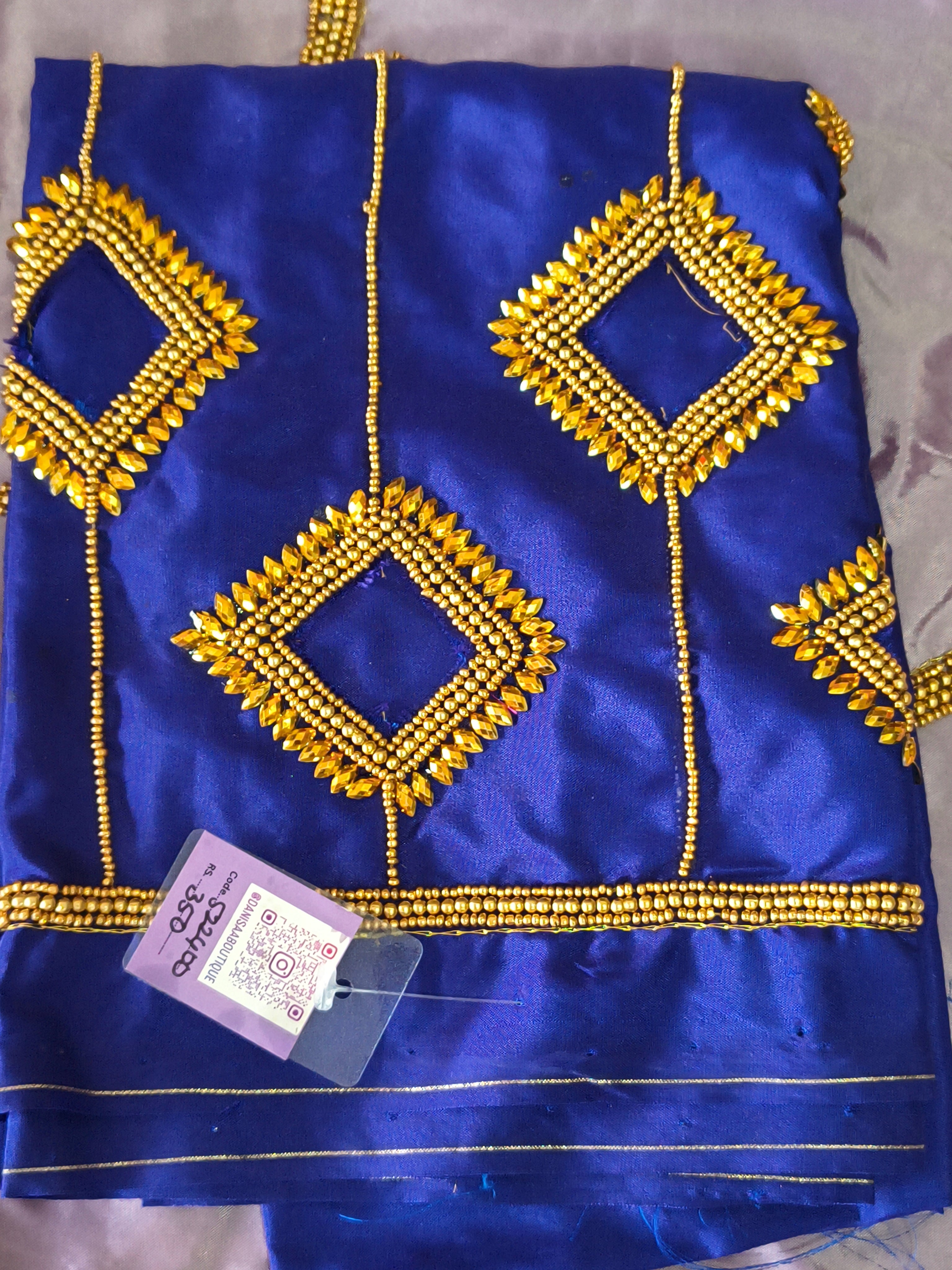 Cut Work Aari Blouse – Hand Aari with Intricate Cut-Work Details