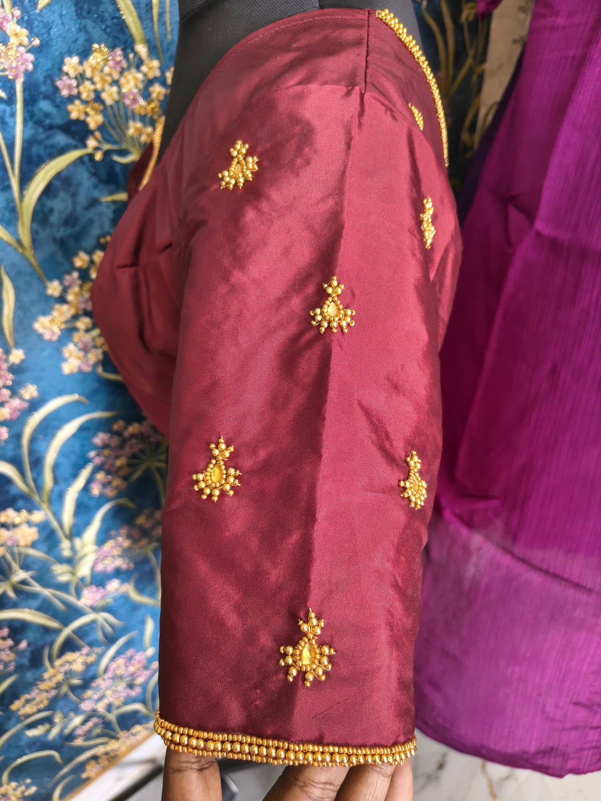 Jewellery pattern Aari work blouse(Free size 34-44)