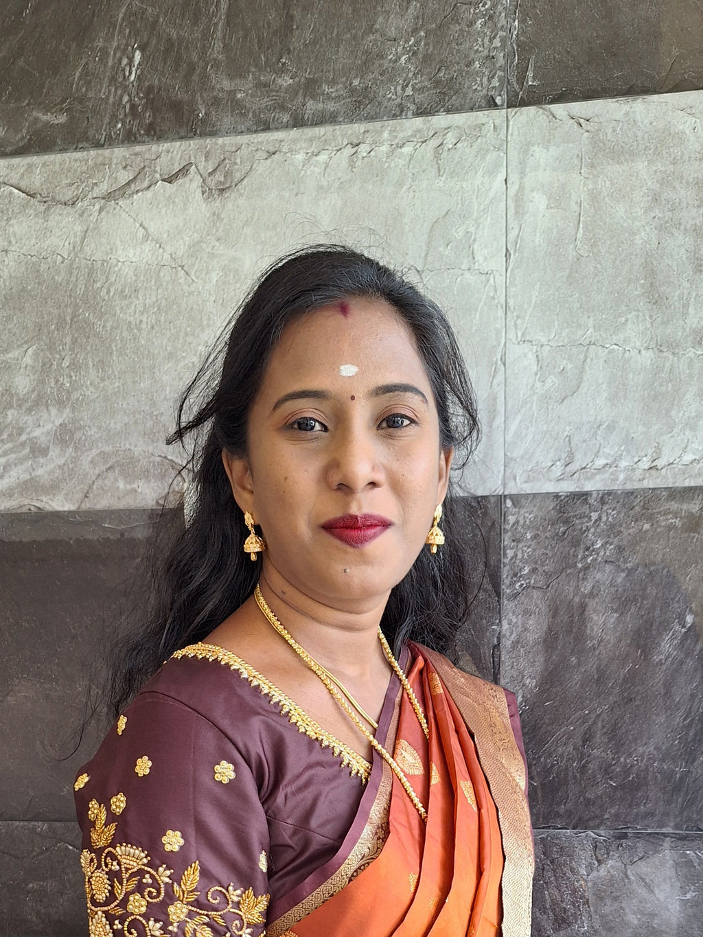 Stone jumkha/Earing