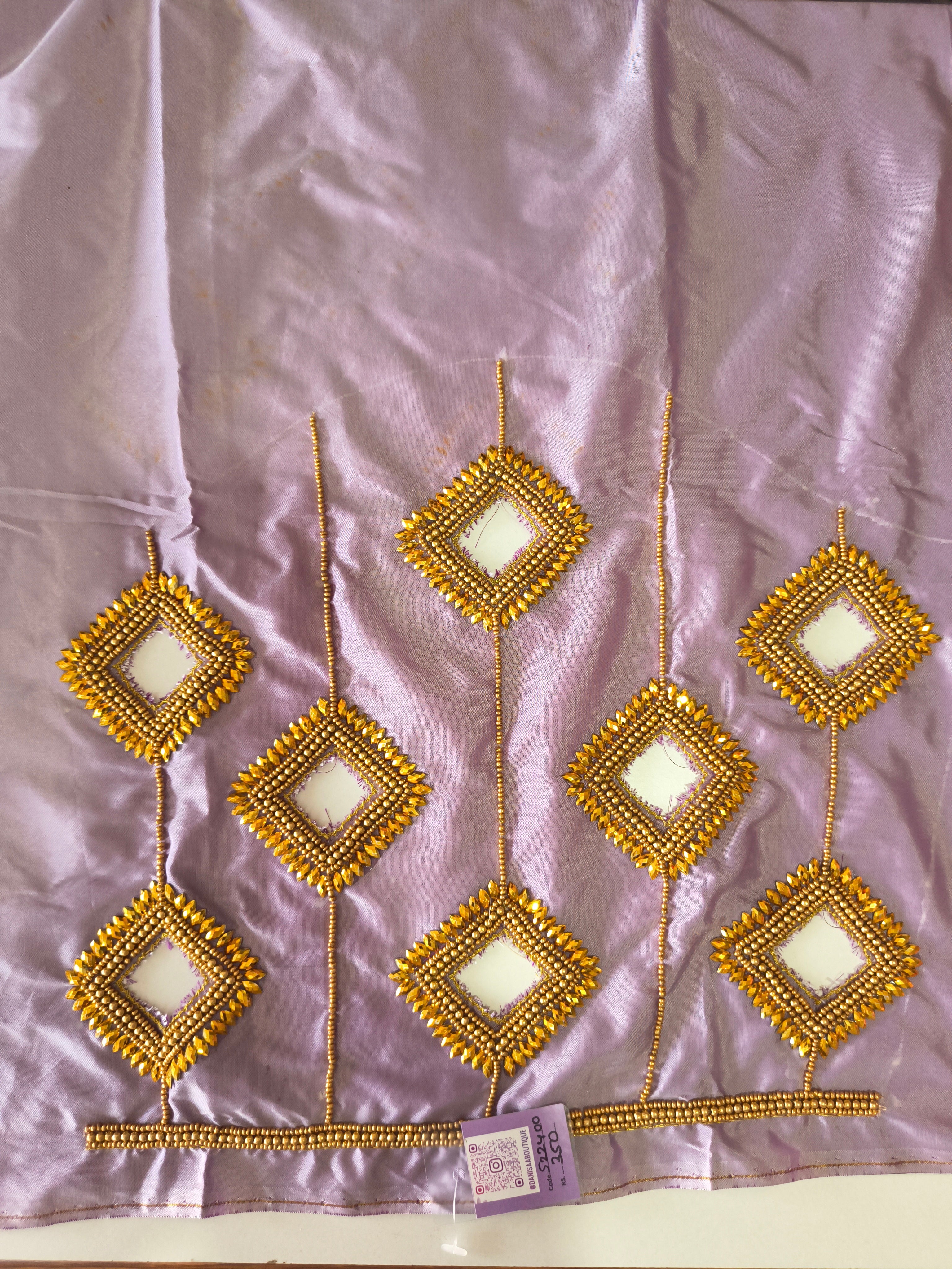Cut Work Aari Blouse – Hand Aari with Intricate Cut-Work Details