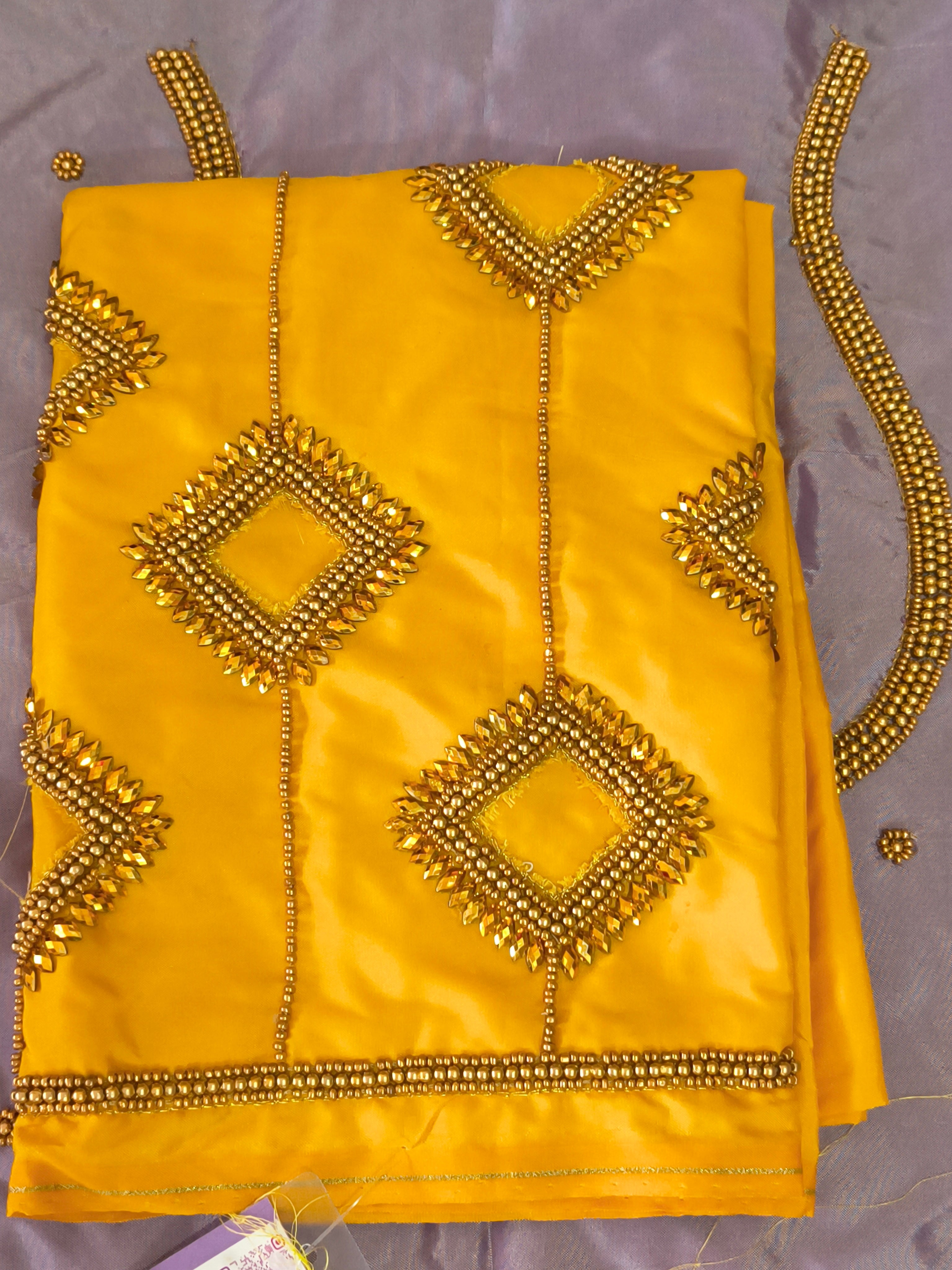 Cut Work Aari Blouse – Hand Aari with Intricate Cut-Work Details