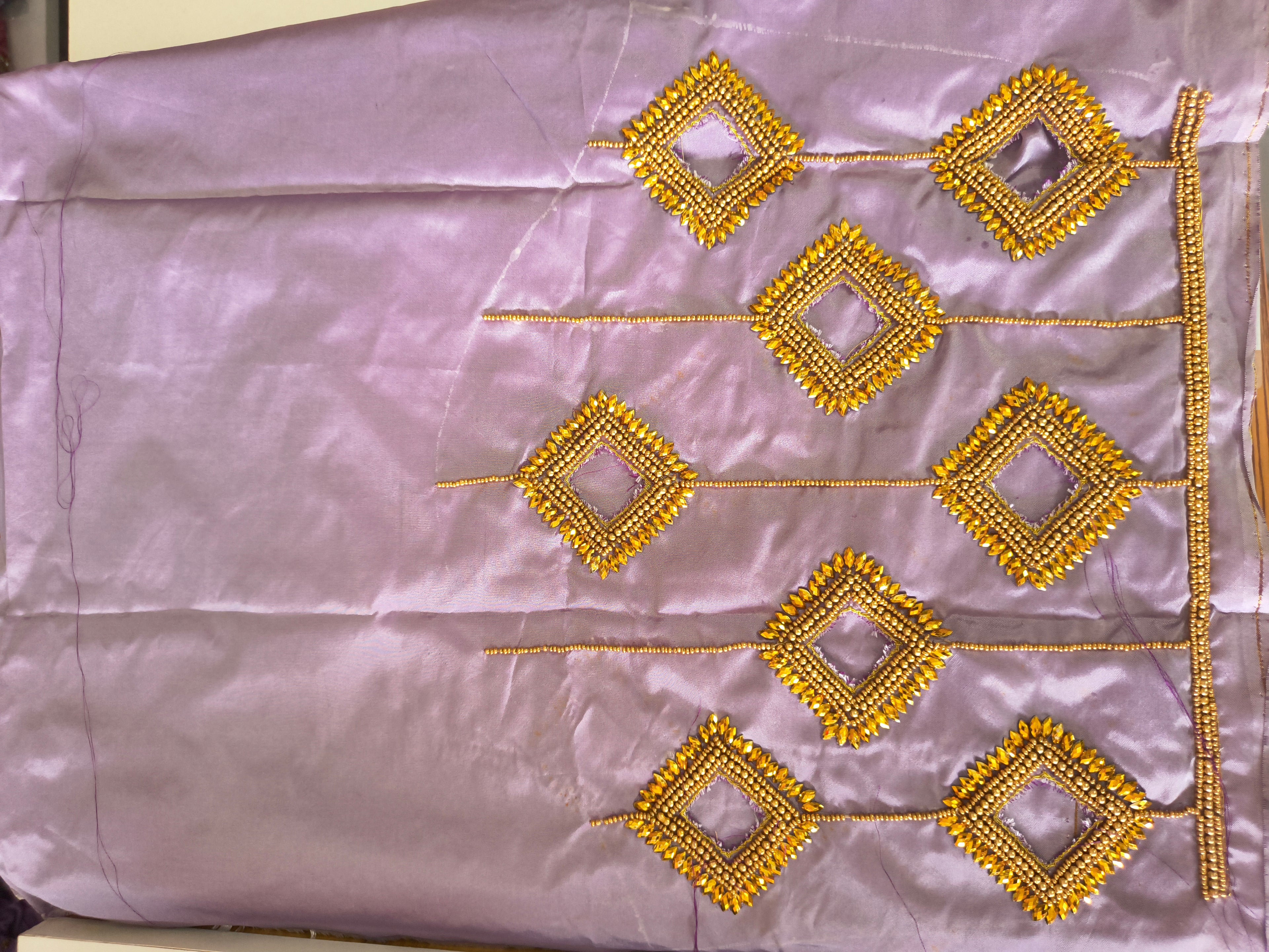 Cut Work Aari Blouse – Hand Aari with Intricate Cut-Work Details