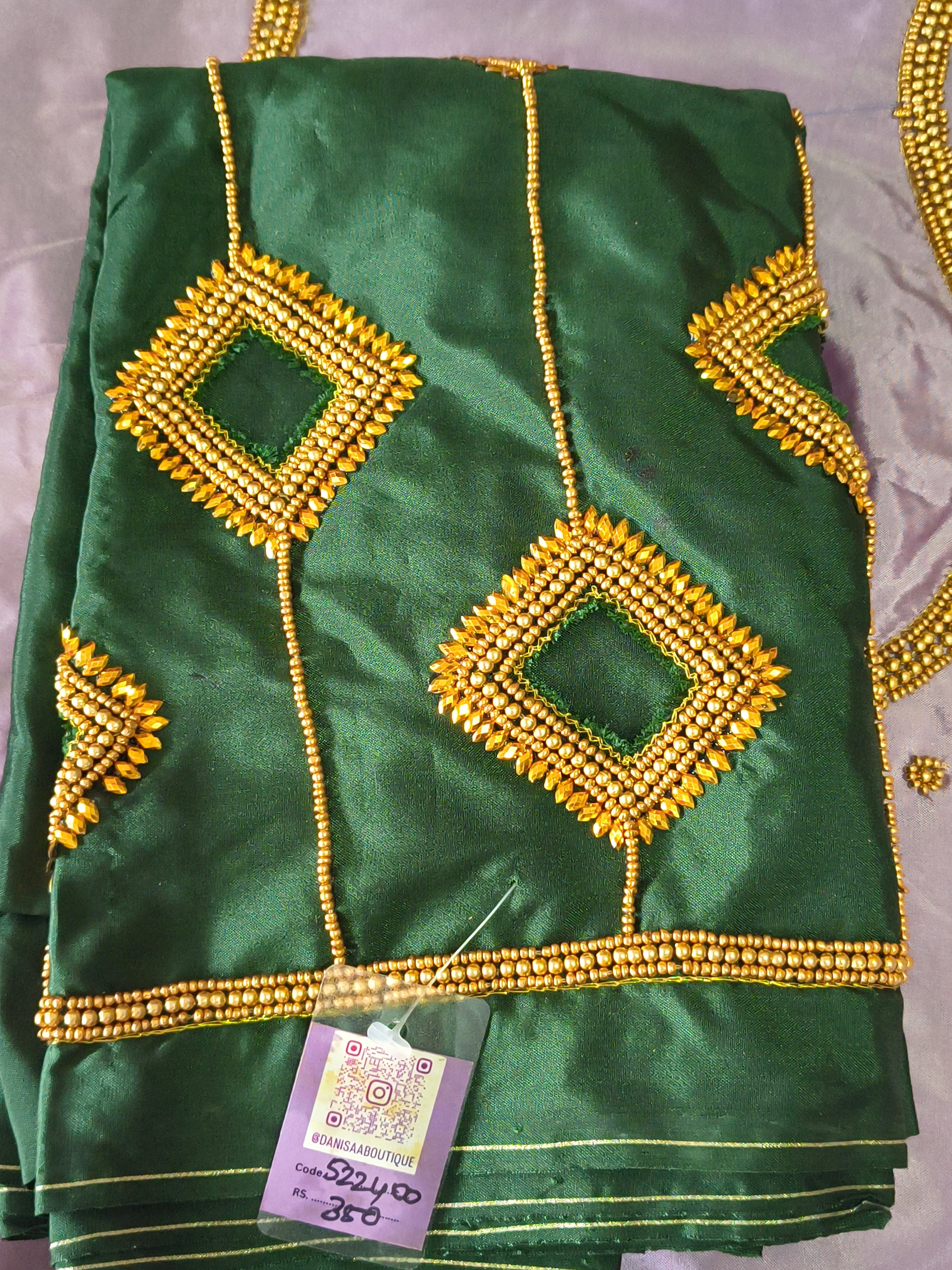 Cut Work Aari Blouse – Hand Aari with Intricate Cut-Work Details