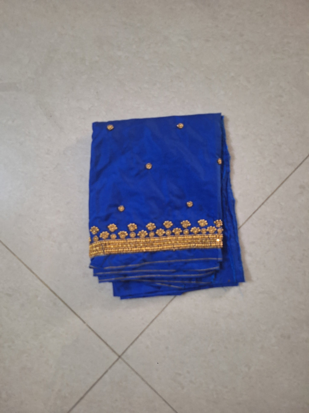 Oversized aari materials
